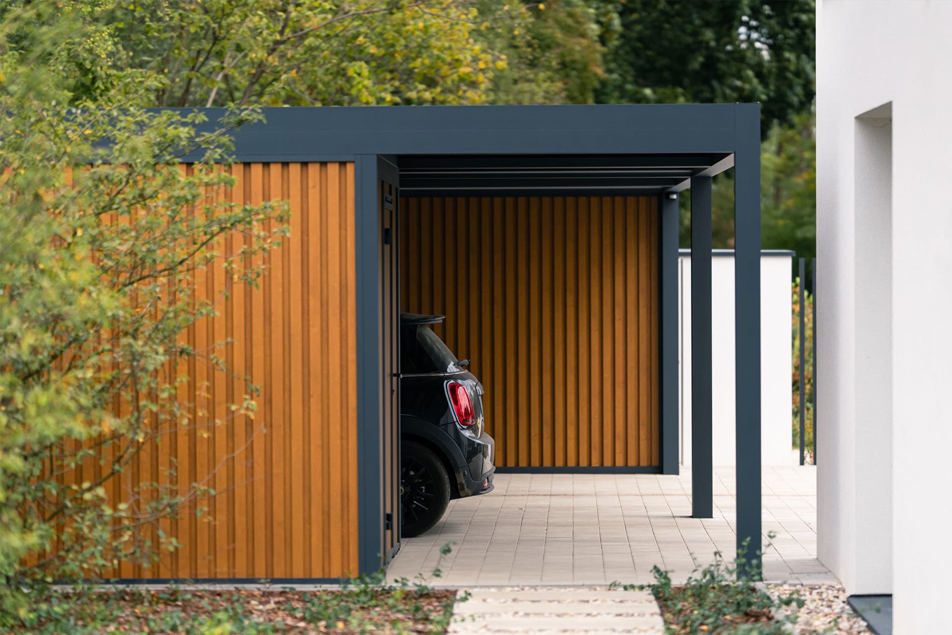 Carport z pomieszczeniem gospodarczym — realizacja 3 (zadaszenia tarasowe Trójmiasto)